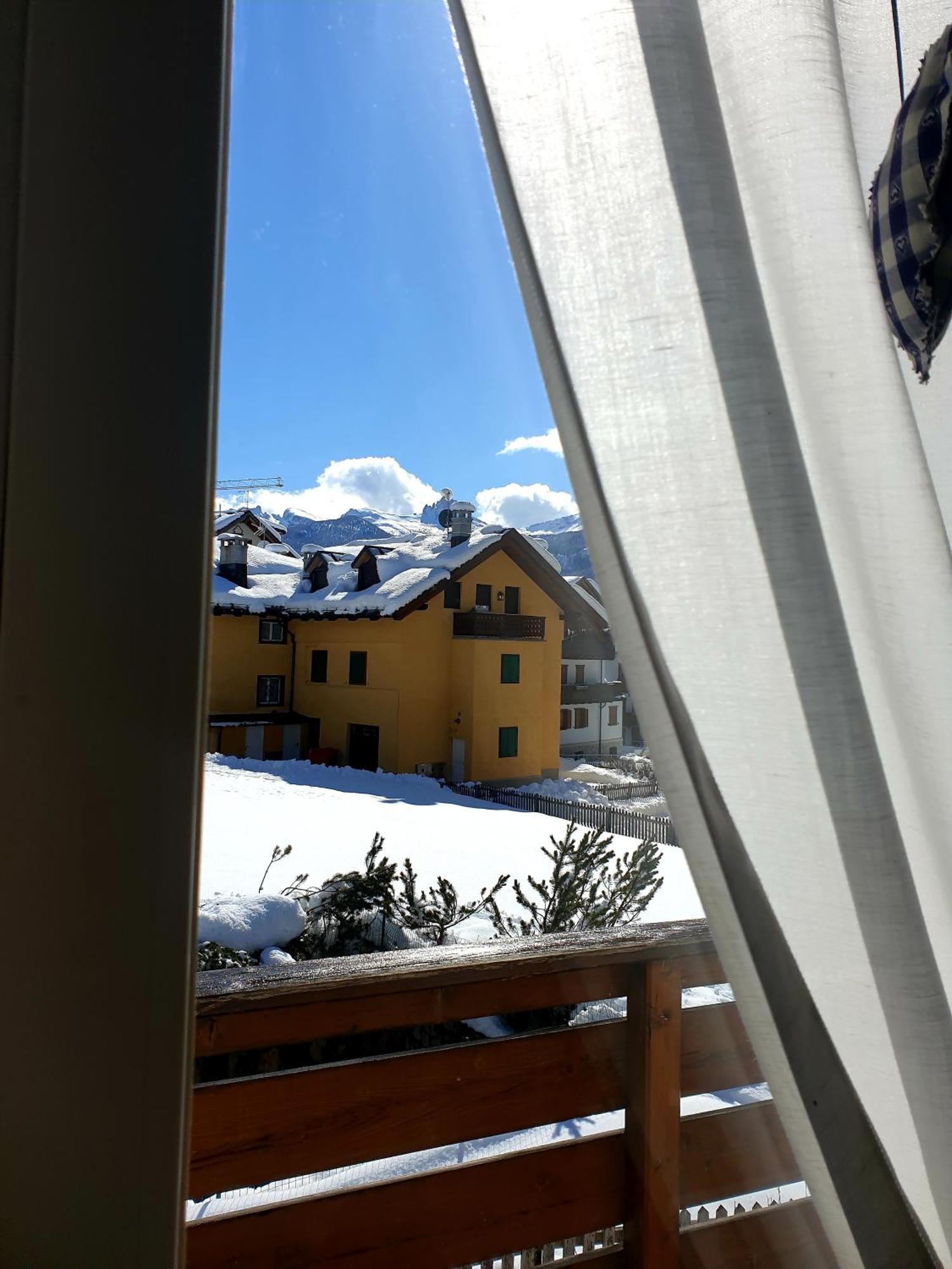 Luminoso Ed Accogliente, Centralissimo Appartamento Indipendente Cortina d'Ampezzo Exterior foto